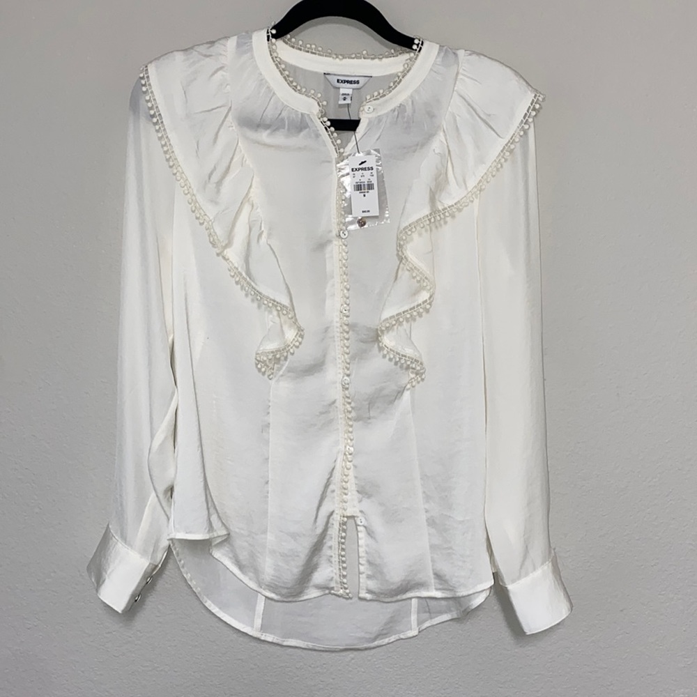 Express Top (NWT) Medium